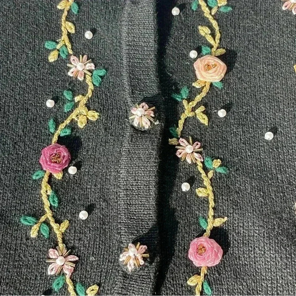 BP Design Cardigan Black Christmas Stockings Design Bead Collared Buttons Size L - Picture 7 of 12